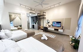 Mossaz By Manhattan Group